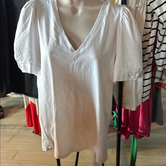 TCEC White Short Sleeve V-Neck Top - Picture 1 of 3